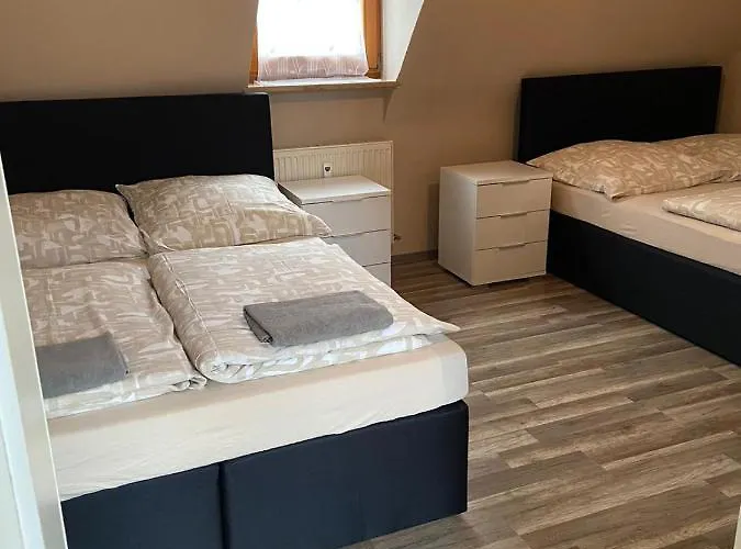 Lejlighed Zirndorf Ferienhaus *